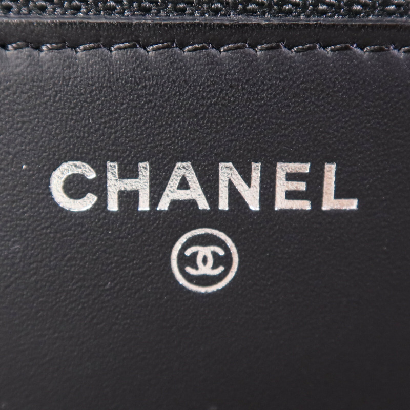 CHANEL 漆皮皮革WOC Wallet On Chain銀扣鏈帶肩背袋-5