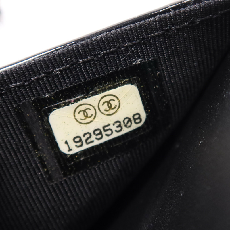 CHANEL 漆皮皮革WOC Wallet On Chain銀扣鏈帶肩背袋-7