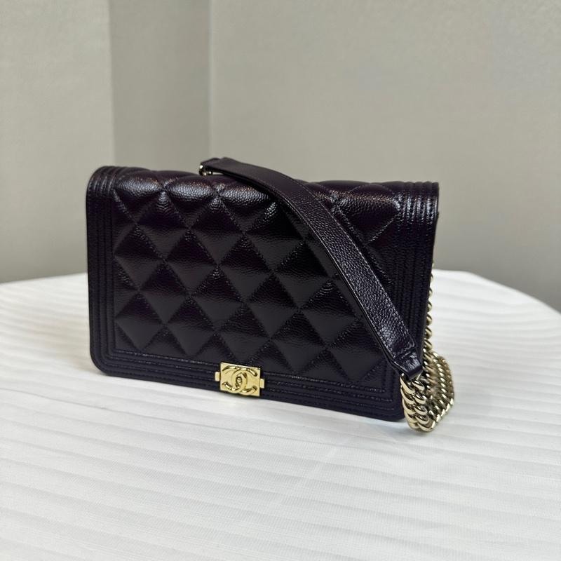 98新 香奈兒/Chanel Boy Chanel深紫色金扣鏈條錢包  顆粒壓花亮面小牛皮19x3.5x12cm-0