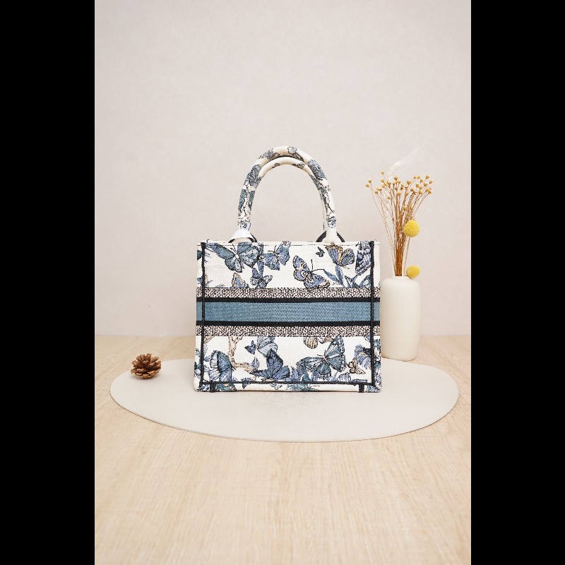 DIOR BookTote Mexico 小號蝴蝶刺繡 托特包Tote包購物袋手提包-2