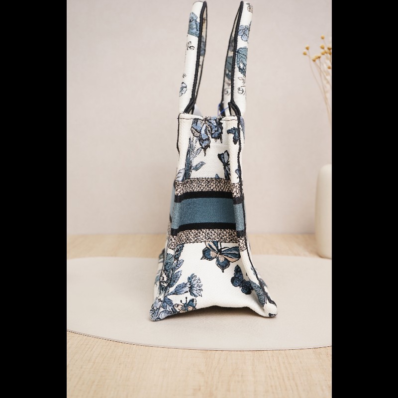 DIOR BookTote Mexico 小號蝴蝶刺繡 托特包Tote包購物袋手提包-7