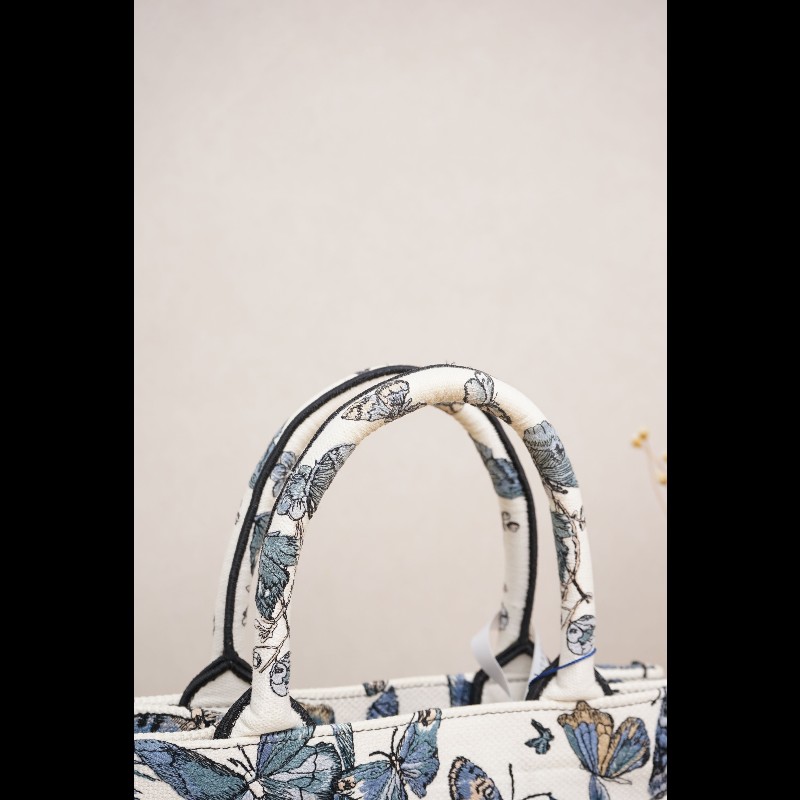 DIOR BookTote Mexico 小號蝴蝶刺繡 托特包Tote包購物袋手提包-8