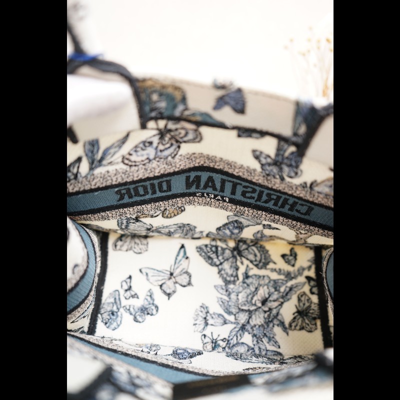 DIOR BookTote Mexico 小號蝴蝶刺繡 托特包Tote包購物袋手提包-13