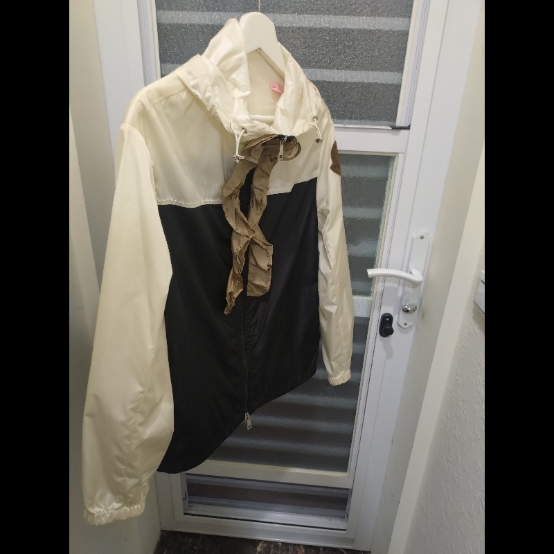 Moncler 黑白拼咖色有帽薄外套-2