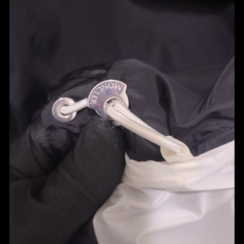 Moncler 黑白拼咖色有帽薄外套-8