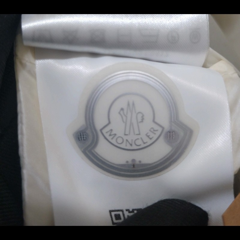 Moncler 黑白拼咖色有帽薄外套-18