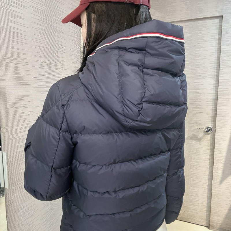 💎Han's house精品服飾💎 moncler Merary 羽絨 外套 現貨 青年款=女成人 S M 原價36800-7