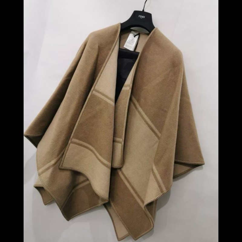 FENDI 駝色羊毛披肩 女款秋冬羊毛衣 均碼-1