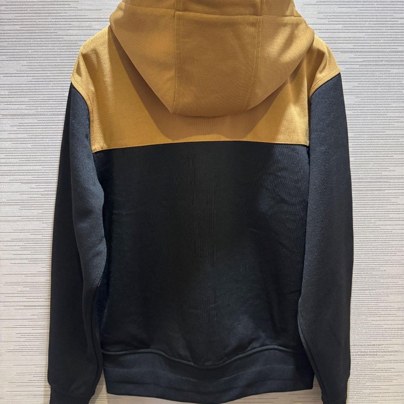 💎Han's house精品服飾💎Burberry 刺繡 連帽 外套 男女共穿 葡萄牙製 現貨 XXS ~ S 原價33900-2