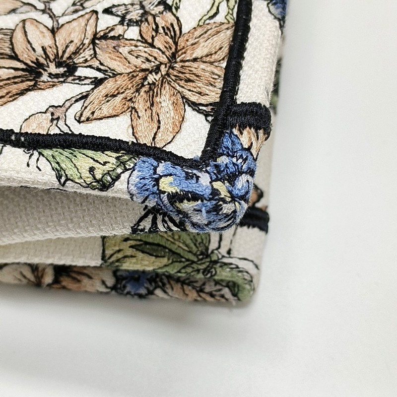 DIOR Book Tote 中號 白色蝴蝶帆布刺繡托特手提包-7