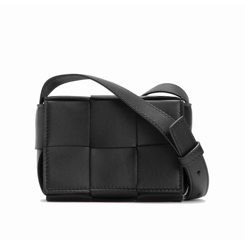 BOTTEGA VENETA 糖果磁帶袋