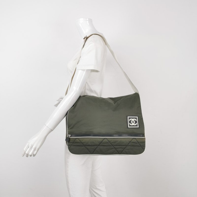 Chanel 尼龍布拼色雙Clogo中古單肩包-1