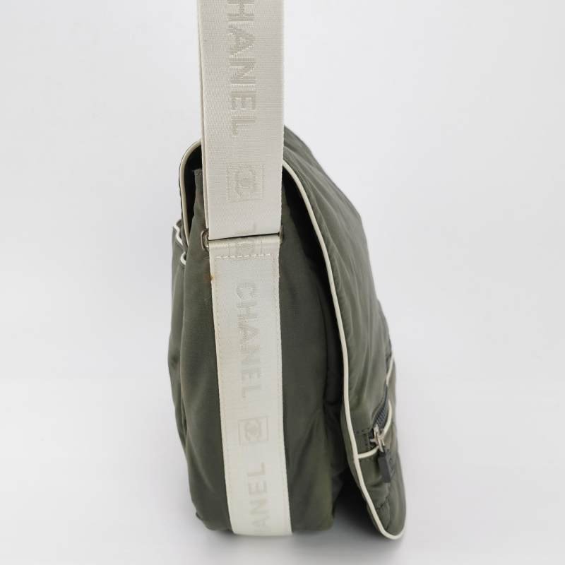 Chanel 尼龍布拼色雙Clogo中古單肩包-3