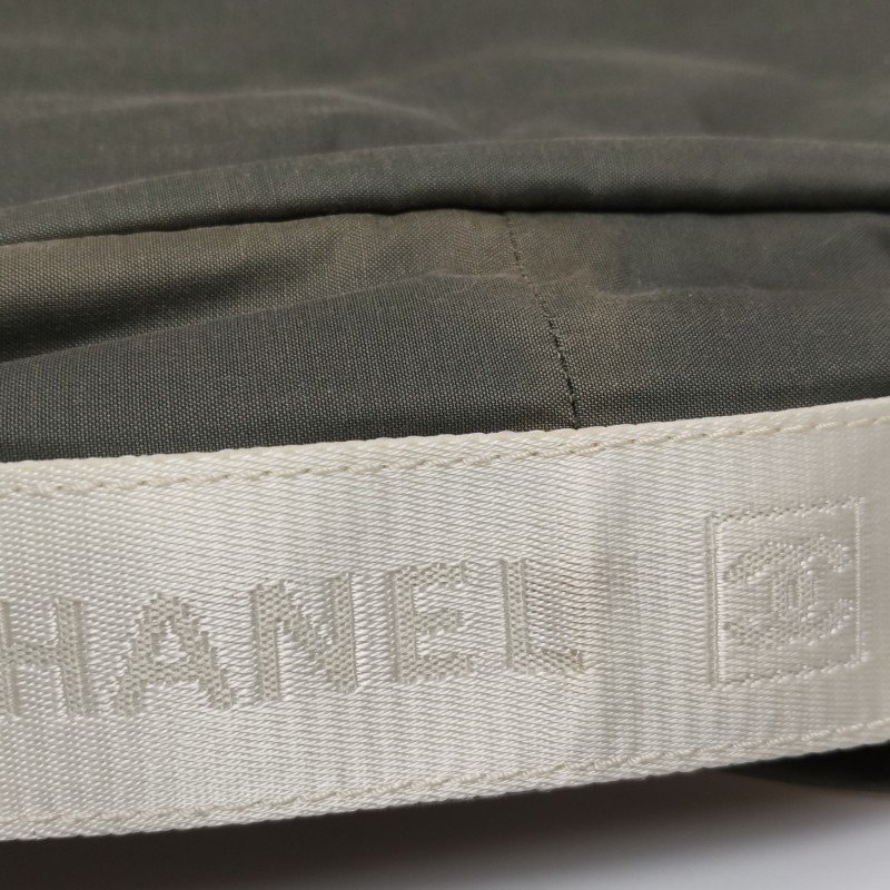 Chanel 尼龍布拼色雙Clogo中古單肩包-15