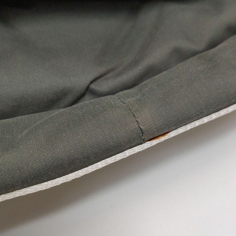 Chanel 尼龍布拼色雙Clogo中古單肩包-16