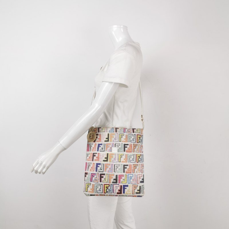 Fendi牛皮雙F老花斜挎包單肩包-1