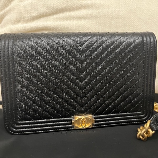 CHANEL BOY WOC-8