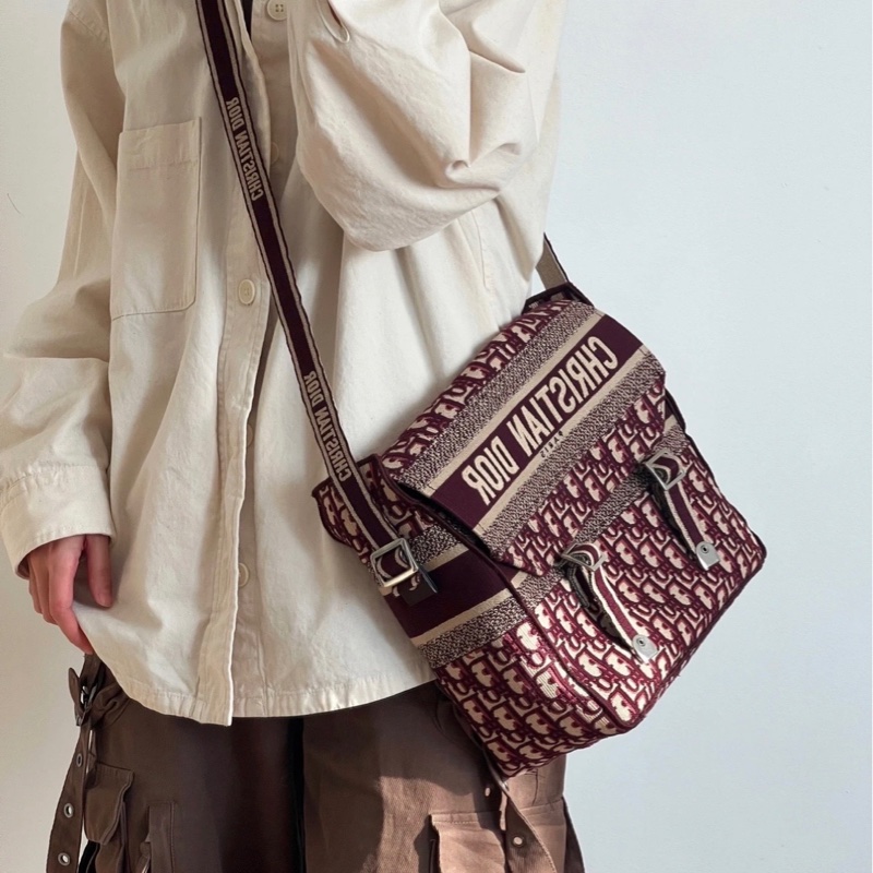 Dior 迪奧 中號 Diorcamp手袋 紅色格紋布Oblique印花刺繡單肩斜挎包郵差包 尺寸約27×25×12，自重輕容量大-5