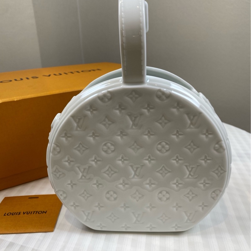 路易威登/Louis Vuitton Petite Boite Chapeau家居系列陶瓷花瓶Monogram壓紋17.5x26.5x8cm-4