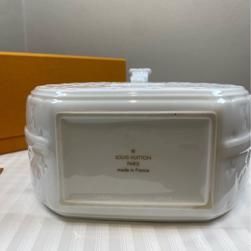 路易威登/Louis Vuitton Petite Boite Chapeau家居系列陶瓷花瓶Monogram壓紋17.5x26.5x8cm-8
