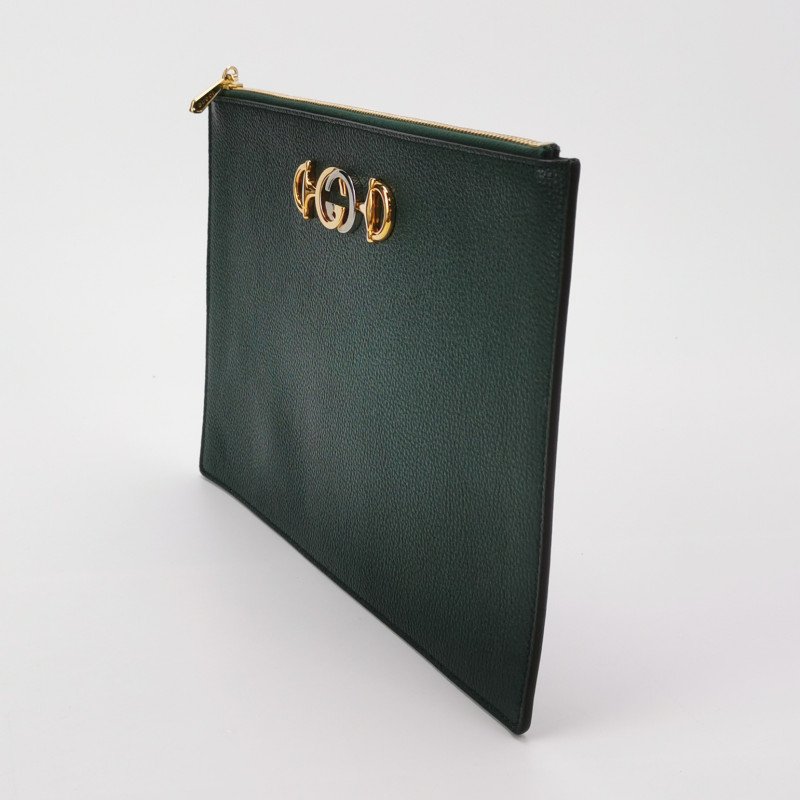 Gucci Zumi牛皮純色雙G馬銜扣手拿包-1