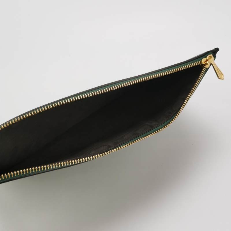 Gucci Zumi牛皮純色雙G馬銜扣手拿包-5