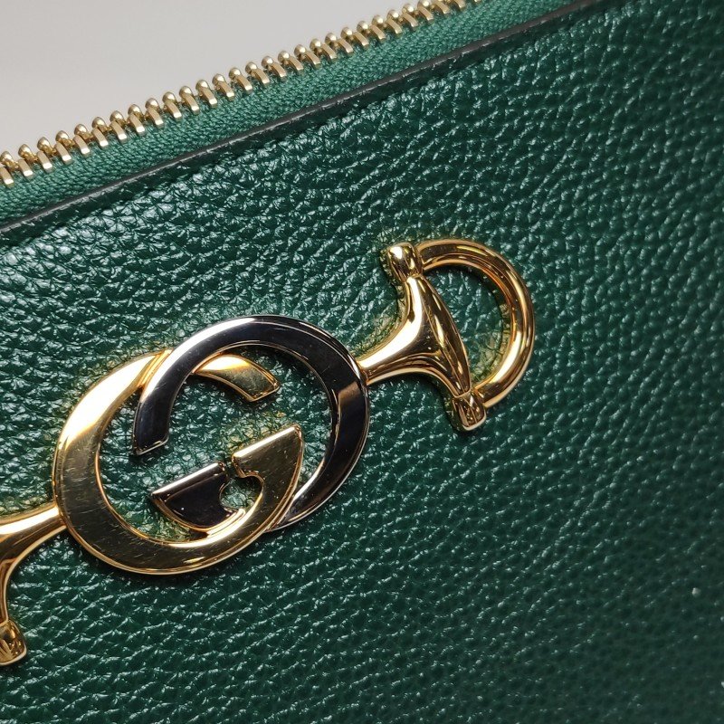 Gucci Zumi牛皮純色雙G馬銜扣手拿包-9