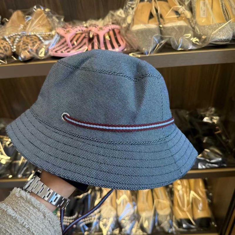 hermes 漁夫帽 57碼 全新閒置-4