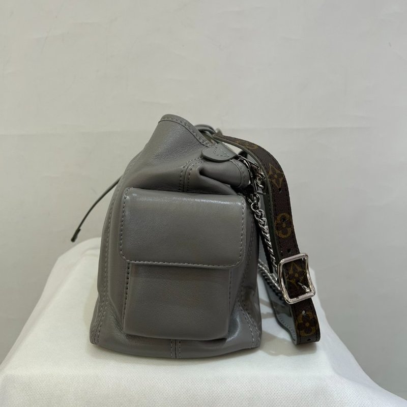 LV灰羊皮Carryall PM-3