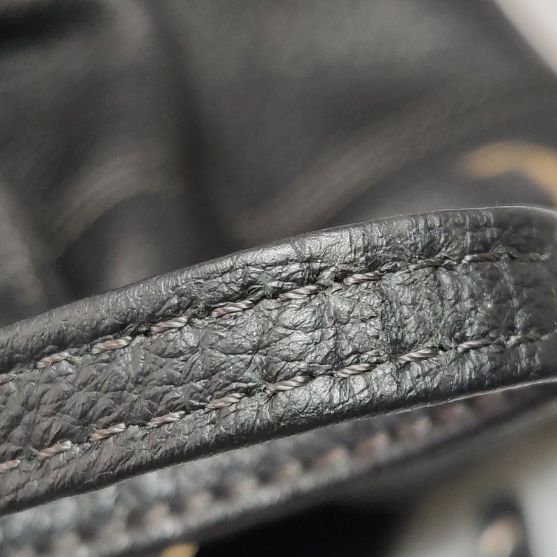 Burberry Blue Label牛皮純色字母Logo中古斜挎包-9