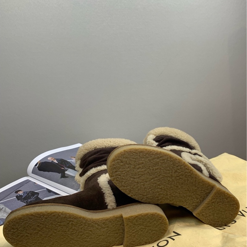 閒置新 路易威登/Louis Vuitton 磨砂皮麂皮雪地靴35.5碼-12