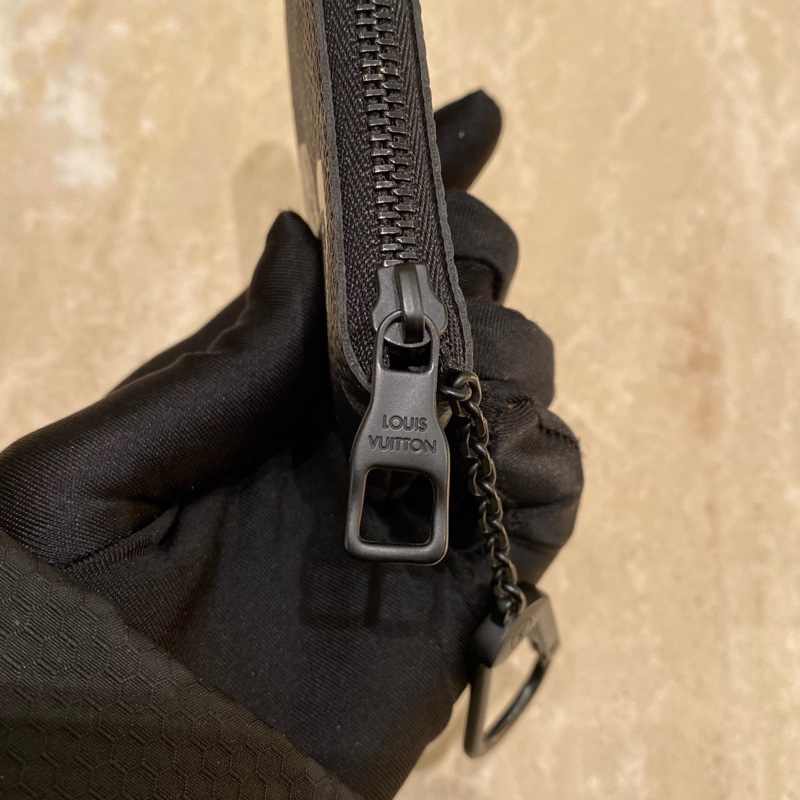 LV 草間彌生聯名黑白波點 黑武士零錢包 Yayoi Kusama限量款-15