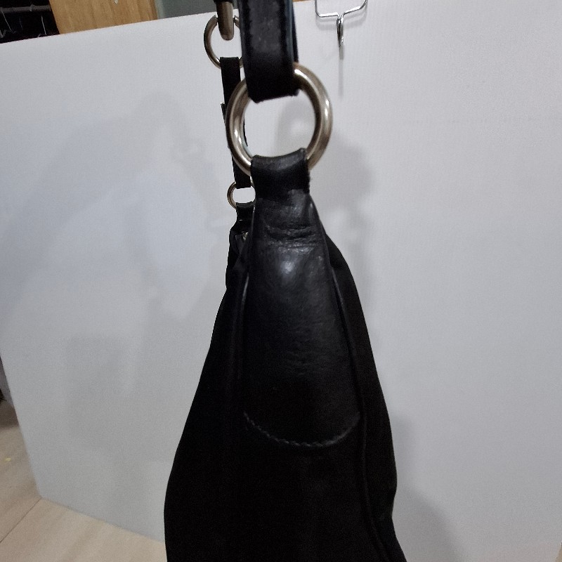 Vintage PRADA 金屬把手滾皮革腋下包-26