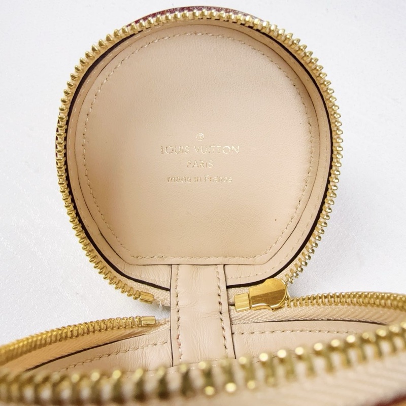 閒置新 路易威登/Louis Vuitton 包掛配飾鑰匙扣耳機包 7x7x3.5cm-5