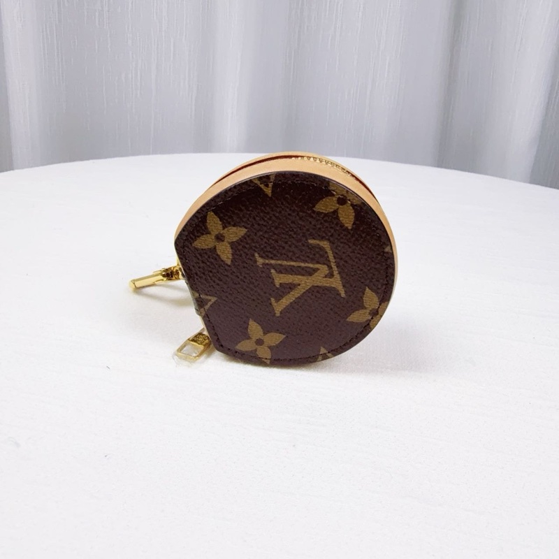 閒置新 路易威登/Louis Vuitton 包掛配飾鑰匙扣耳機包 7x7x3.5cm-7