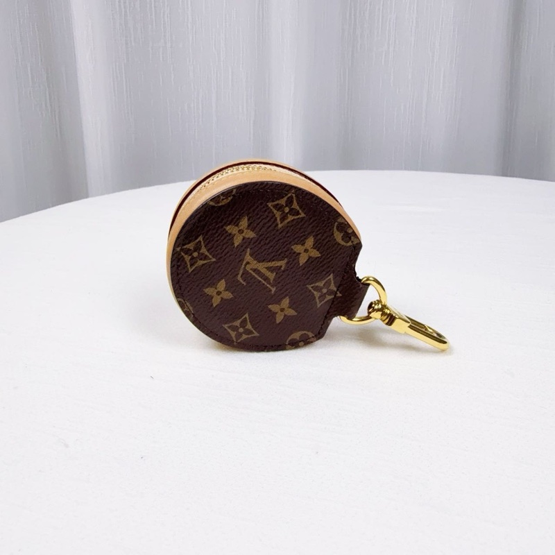 閒置新 路易威登/Louis Vuitton 包掛配飾鑰匙扣耳機包 7x7x3.5cm-8