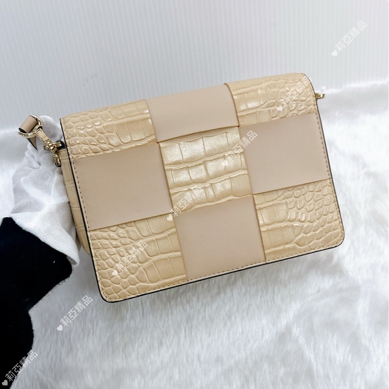 莉亞精品♡MK 奶茶斜背口蓋包 二手-3