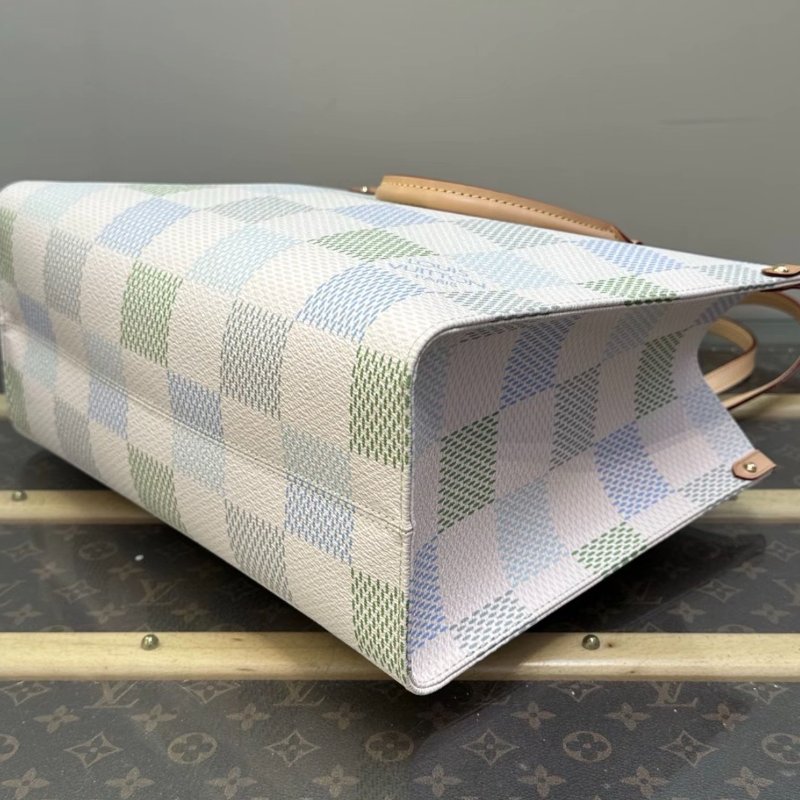 LV 彩色棋盤格onthego中號手提肩背包 芯片款35*26*15 99新配件塵袋-5