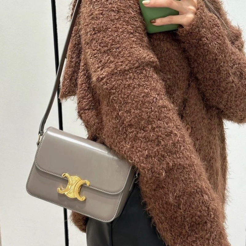 莉亞精品♡ Celine 灰色豆腐包 二手美包-1