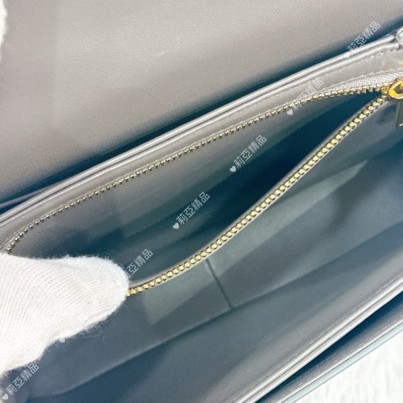 莉亞精品♡ Celine 灰色豆腐包 二手美包-14