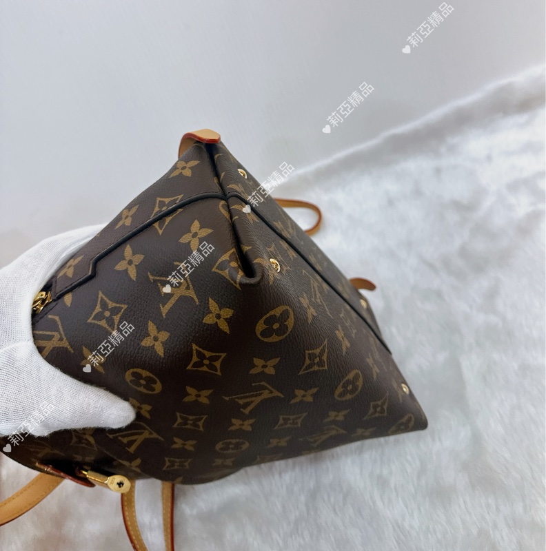莉亞精品♡ LV Moon老花後背包 二手美包-11