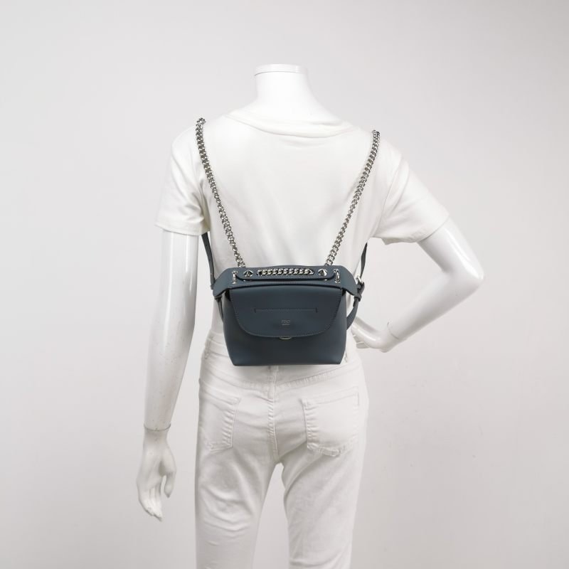 Fendi BackTo School牛皮字母Logo鍍鈀飾釘雙肩包-1