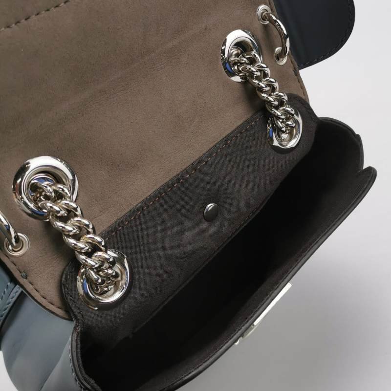 Fendi BackTo School牛皮字母Logo鍍鈀飾釘雙肩包-6