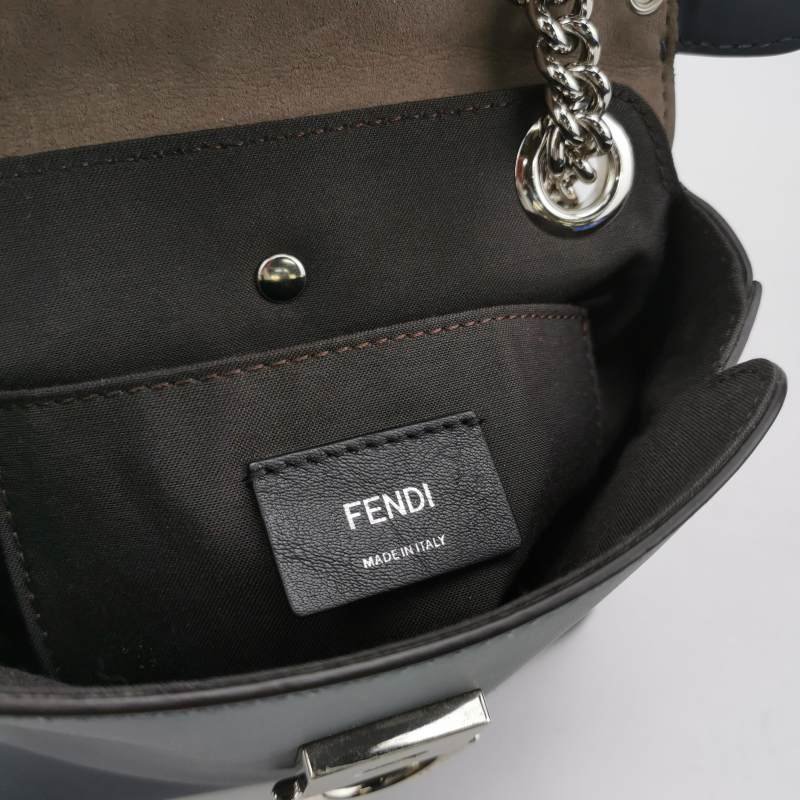 Fendi BackTo School牛皮字母Logo鍍鈀飾釘雙肩包-7