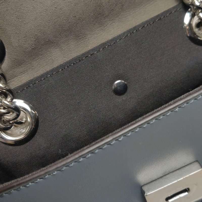 Fendi BackTo School牛皮字母Logo鍍鈀飾釘雙肩包-9