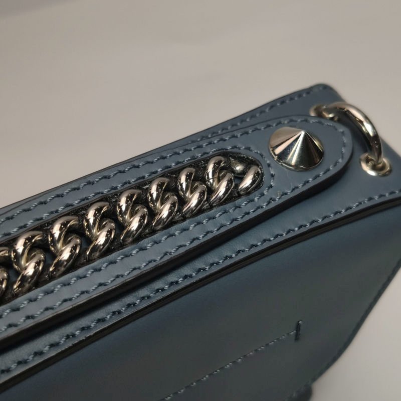 Fendi BackTo School牛皮字母Logo鍍鈀飾釘雙肩包-12