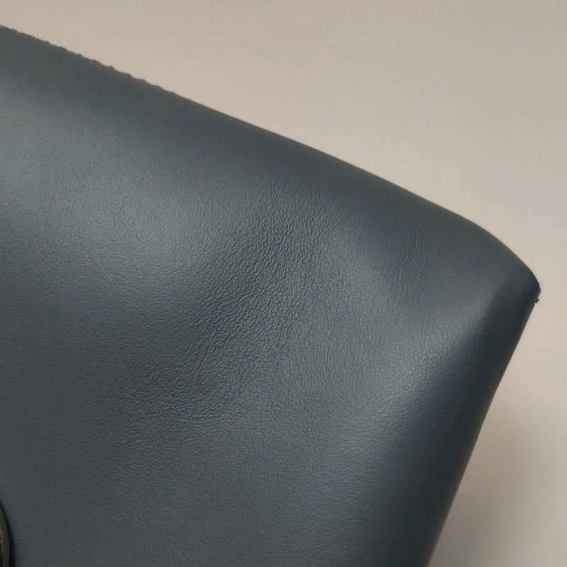 Fendi BackTo School牛皮字母Logo鍍鈀飾釘雙肩包-16