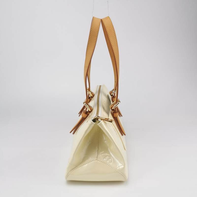 Louis Vuitton(LV)Rosewood植鞣革漆皮純色壓紋老花三角包單肩包-3