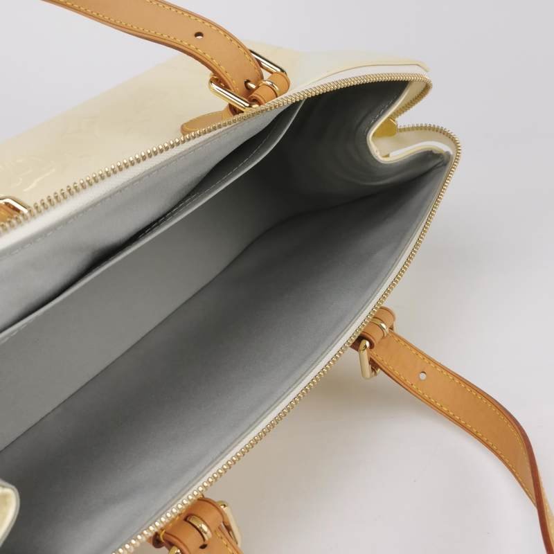 Louis Vuitton(LV)Rosewood植鞣革漆皮純色壓紋老花三角包單肩包-6