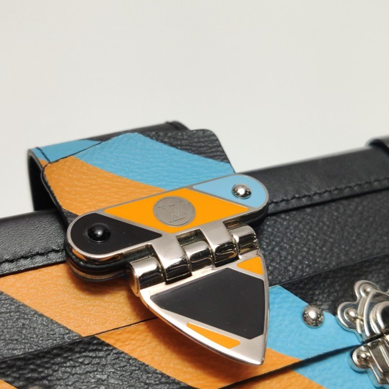 Louis Vuitton(LV)Petite Malle小盒子小號牛皮拼色老花S-lock鎖扣斜挎包-12